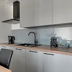 Deo Plaza & Riverside By Downtown 4*
