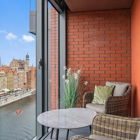 מלון דירות Deo Plaza & Riverside By Downtown 4*
