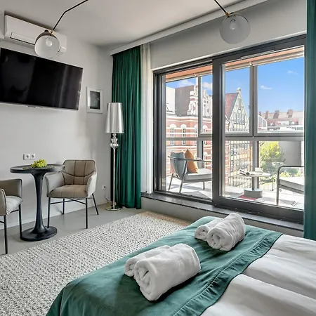 Deo Plaza & Riverside By Downtown 4* גדנסק