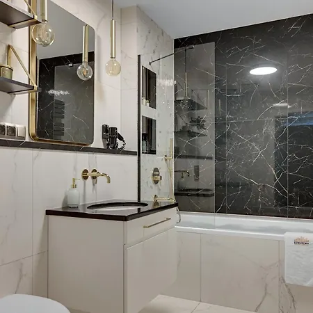 Deo Plaza & Riverside By Downtown Aparthotel