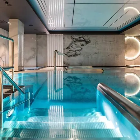 Deo Plaza & Riverside By Downtown