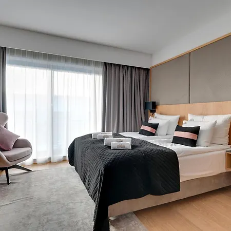 Deo Plaza & Riverside By Downtown Apartamento