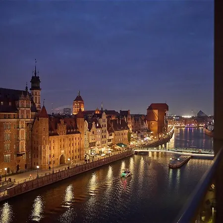 Deo Plaza & Riverside By Downtown Aparthotel 4*