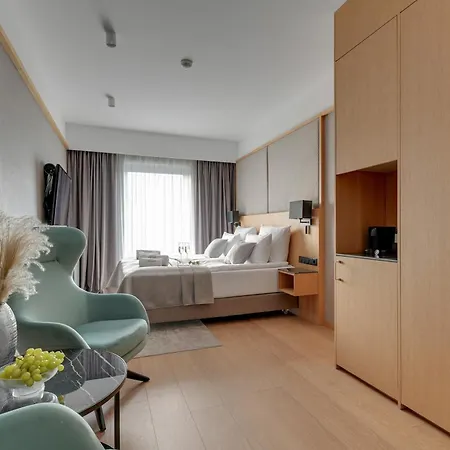Aparthotel Deo Plaza & Riverside By Downtown 4*