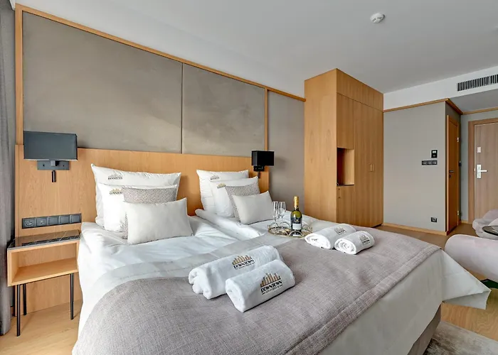 Deo Plaza & Riverside By Downtown Gdańsk