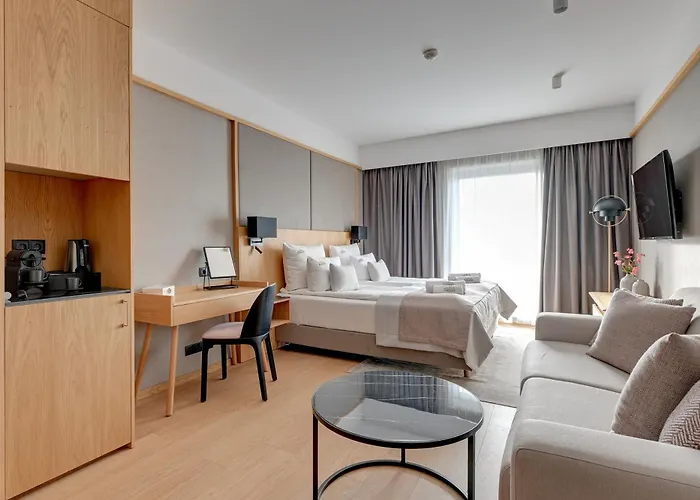 Deo Plaza & Riverside By Downtown 4* 格但斯克